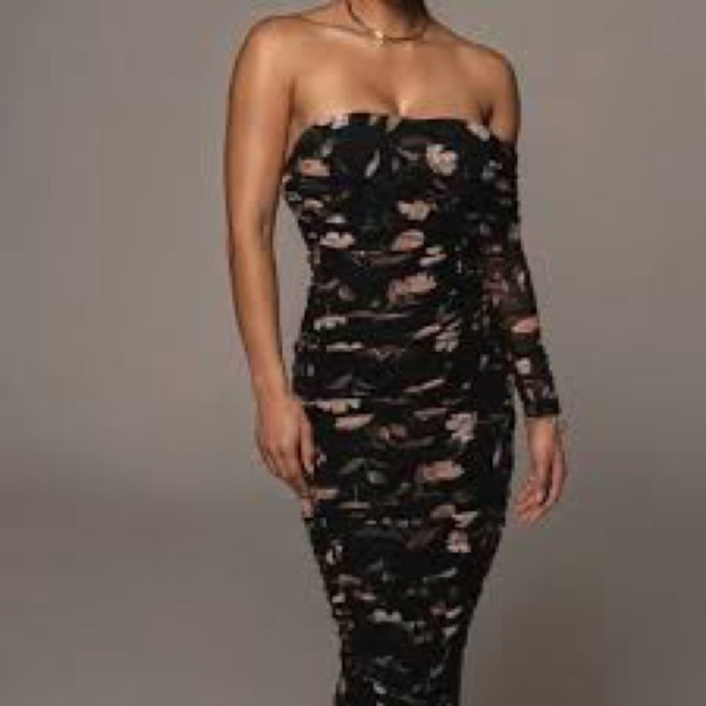 JLUXLABEL Black Floral Ruched Dress - Picture 7 of 10